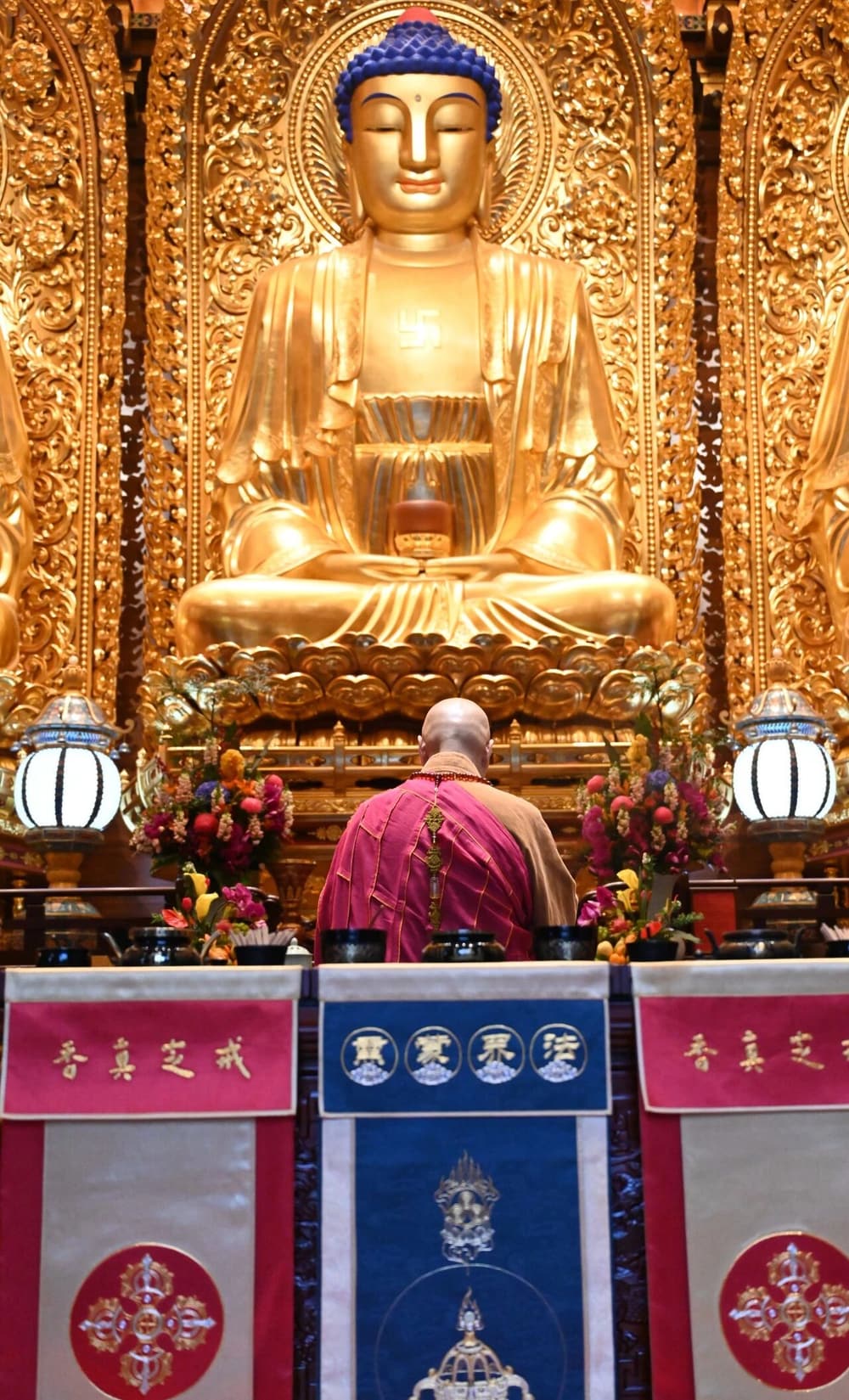 �����Ƿ��ܰ��������ĸ���